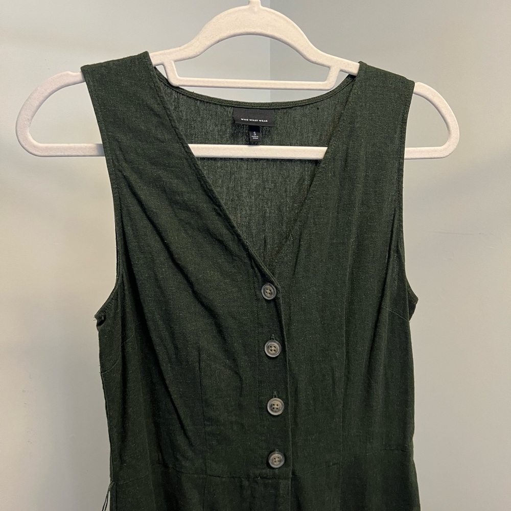 Who What Wear Olive Green V-Neck Top